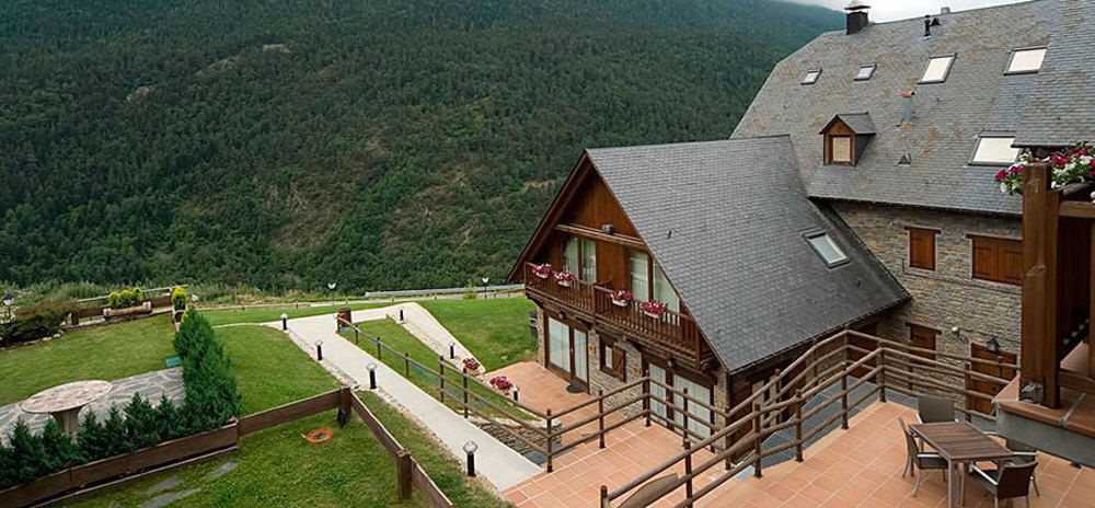 Tierras De Aran Hotel Betlan Exterior photo